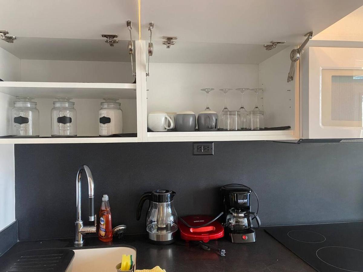Family Oriented Downtown Toronto 2Bdrm Condo With Parking & Office Space Extérieur photo